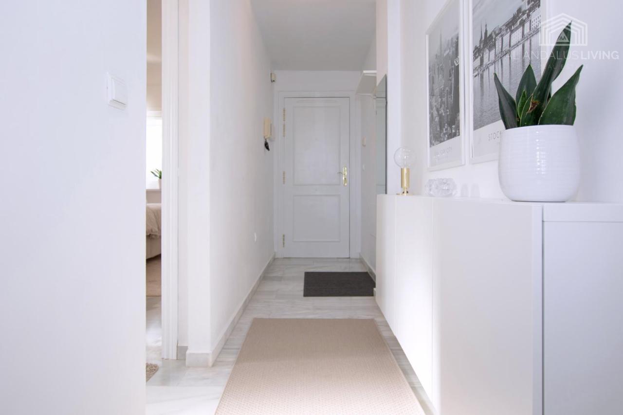 Scandinavian Style Apartment With Amazing Sea Views And South West Facing Sunny Terrace In Miraflores Walking Distance To The Beach! Malaga Zewnętrze zdjęcie